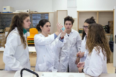 Alumnado del colegio Calasanz Escolapios de Pamplona durante una jornada lectiva.