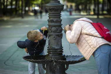 Fotos del mobiliario de Pamplona, cuyo mantenimiento le supone al Ayuntamiento de Pamplona un gasto anual de más de medio millón de euros