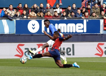 Galería de fotos del partido disputado el domingo 24 de noviembre en El Sadar.