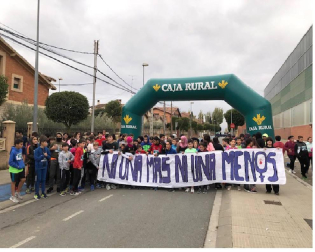 Galería de fotos de las concentraciones vividas este lunes, 25 de noviembre, en torno a la conmemoración del Día Internacional contra la violencia hacia las mujeres.