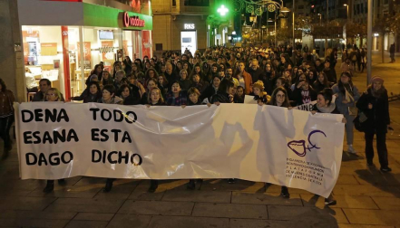 Fotografías de la concentración en Pamplona con motivo del 25 de noviembre: Día Internacional contra la violencia hacia las mujeres