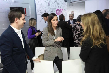 La sede de Diario de Navarra en Cordovilla ha sido el escenario de presentación pública de Navarra Incluye, un proyecto impulsado por Diario de Navarra y Abanti Social que nace con el objetivo de conseguir que Navarra sea la comunidad con el mayor índice de inclusión socio-laboral de personas en situación de difícil inserción.