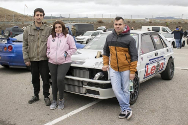 Aunque muchos ya conocen las instalaciones del Circuito de Navarra los curiosos tuvieron la oportunidad de redescubrirlas el pasado 24 de noviembre durante la Fiesta del Socio y Comisario. Un día para dejarse llevar por coches de excepción.