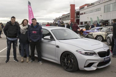Aunque muchos ya conocen las instalaciones del Circuito de Navarra los curiosos tuvieron la oportunidad de redescubrirlas el pasado 24 de noviembre durante la Fiesta del Socio y Comisario. Un día para dejarse llevar por coches de excepción.