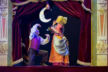 El Circo del Sol regresará a Pamplona en las Navidades de 2020. La compañía representará su espectáculo 'Corteo' en el pabellón Navarra Arena del 25 de diciembre de 2020 al 3 de enero del 2021.