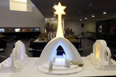 Fotos de los belenes de la exposición de Navidad en Baluarte 2019