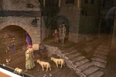 La Asociación de Belenistas de Estella y merindad renueva casi por completo los nacimientos de años anteriores en la cita más esperada de la casa de cultura Fray Diego