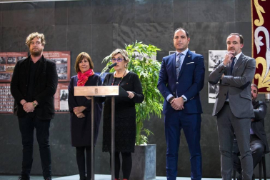 Fotografías del acto institucional de conmemoración del 40 aniversario de las primeras elecciones democráticas que ha tenido lugar en el Parlamento de Navarra.