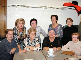 El pasado jueves 28 de noviembre, los habitantes de la localidad navarra de Cadreita pudieron disfrutar en familia o entre amigos de un concurso de tortillas de patata y de una degustación de las tortillas presentadas. El premio al mejor plato era un jamón y un lote de vino, lo mejor para entrar en los preparativos de Navidad.