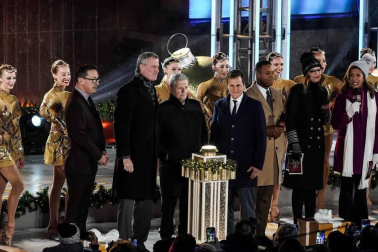 Fotos del encendido del árbol del Rockefeller Center, en Nueva York