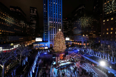 Fotos del encendido del árbol del Rockefeller Center, en Nueva York