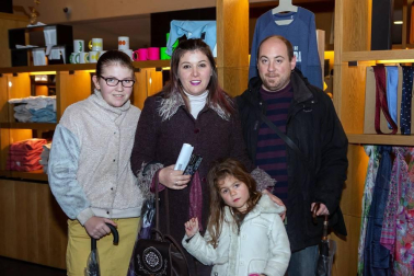 El sábado pasado, muchas familias asistieron al espectáculo de 'La Bella Durmiente', un musical infantil del cuento clásico. Una hora de música, teatro y baile para todos, en el Museo de Navarra.