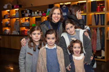 El sábado pasado, muchas familias asistieron al espectáculo de 'La Bella Durmiente', un musical infantil del cuento clásico. Una hora de música, teatro y baile para todos, en el Museo de Navarra.