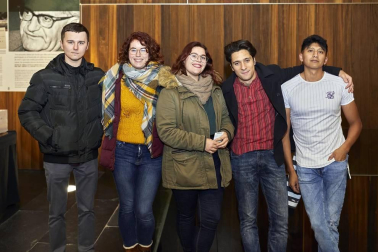 Con motivo del Día de Navarra, la Orquesta Sinfónica de Navarra ofreció un concierto extraordinario dirigido por su director titular y artístico, Manuel Hernández-Silva, en el que participaron la Orquesta del Conservatorio Superior de Música de Navarra, la Coral de Cámara de Pamplona y el joven trompa navarro Manuel Escauriaza.