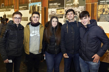 Con motivo del Día de Navarra, la Orquesta Sinfónica de Navarra ofreció un concierto extraordinario dirigido por su director titular y artístico, Manuel Hernández-Silva, en el que participaron la Orquesta del Conservatorio Superior de Música de Navarra, la Coral de Cámara de Pamplona y el joven trompa navarro Manuel Escauriaza.