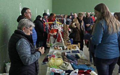 Imágenes del mercado de productores del pirineo  en Abaurrea Alta.