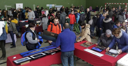 Imágenes del mercado de productores del pirineo  en Abaurrea Alta.