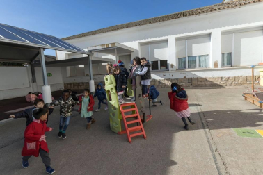 Alumnado del Colegio Público Juan de Jerusalén de Cabanillas durante una jornada lectiva.