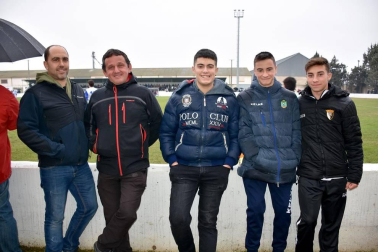 Este domingo 8, tuvo lugar la final del XVIII Torneo Internacional de Fútbol Sub-16 en Cabanillas. Los equipos enfrentados eran el C.A. Osasuna y Real Zaragoza. A pesar de la lluvia, la afición vino en masa para apoyar a sus equipos favoritos en un ambiente alegre.