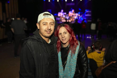 Ibili Elkartea, entidad que trabaja en el ámbito de la discapacidad física, organizó el pasado 5 de diciembre la primera edición del 'Ibili Fest', un festival solidario cuyo objetivo fue impulsar los diferentes proyectos de la entidad. Para ello contó de artistas amigos como Alfredo e Iker Piedrafita, Cuatro Madres, Txendu, Bourbon Kings y el rapero Sho-Hai.