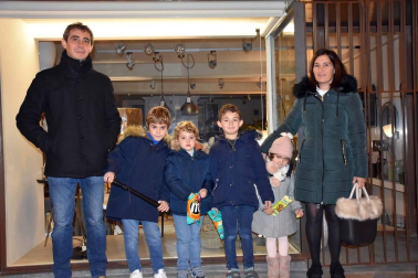 Un fin de semana para disfrutar de Tudela y de la salida de los gigantes con recorrido por las calles y las sociedades gastronómicas. Es lo que vivieron todos los que se acercaron a la edición de Inverdura Tudela 2019.