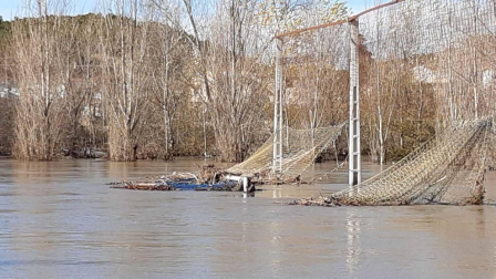 Fotos enviadas por los lectores de Diario de Navarra de las inundaciones de este viernes en Navarra.