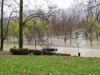 Fotos enviadas por los lectores de Diario de Navarra de las inundaciones de este viernes en Navarra.