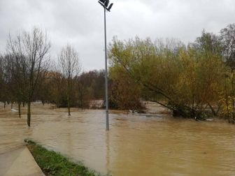 Fotos enviadas por los lectores de Diario de Navarra de las inundaciones de este viernes en Navarra.