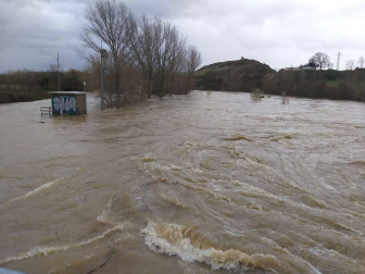 Fotos enviadas por los lectores de Diario de Navarra de las inundaciones de este viernes en Navarra.