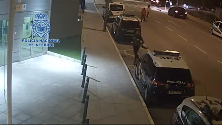 Un agente de la Policía salva la vida a un niño de cuatro años que se atragantó con un trozo de comida