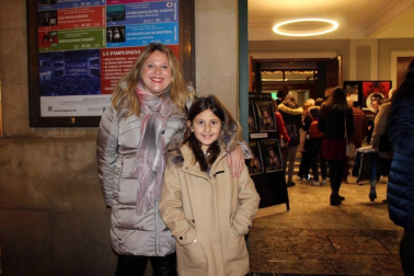 El pasado viernes 13 de diciembre, el cantante Blas Cantó viajó a Pamplona dentro de su gira 'Complicados'. El Teatro Gayarre acogió la presentación de este álbum, que ha sido número uno en ventas e incluye éxitos como 'Él no soy yo', 'In your bed' o 'No volveré a seguir tus pasos'. Los seguidores del cantante vibraron con el concierto.