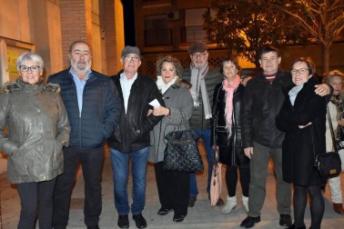 El pasado 14 de diciembre la Casa de Cultura se llenó en un acto en el que participaron numerosos colectivos de la localidad y de la Ribera. Además, este Festival Solidario de Murchante contó también con la actuación del Mago Tután y estuvo presentado por la monologuista local Aroa Berrozpe.