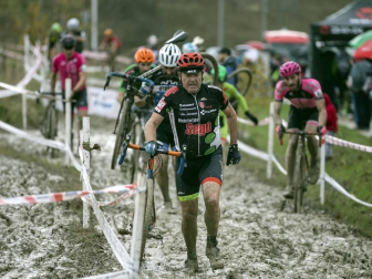 Participantes en la prueba disputada este sábado, 21 de diciembre, en el circuito de Lezkairu.