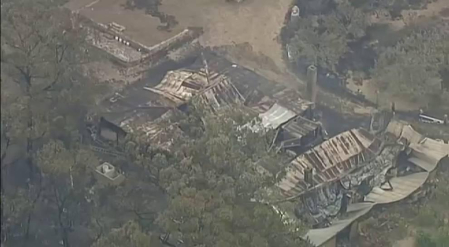 El hombre que sobrevivió dentro de un horno al incendio de su casa en Australia