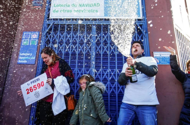 Lluvia de millones en toda España con el sorteo de la Lotería de Navidad 2019.