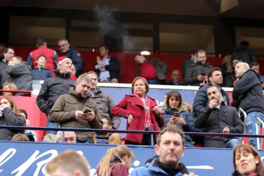 Galería de fotos de la afición en El Sadar durante el Osasuna-Real Sociedad