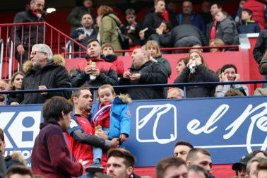 Galería de fotos de la afición en El Sadar durante el Osasuna-Real Sociedad