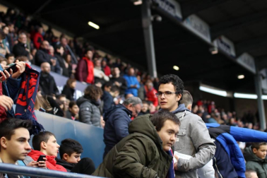 Galería de fotos de la afición en El Sadar durante el Osasuna-Real Sociedad