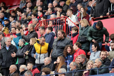Galería de fotos de la afición en El Sadar durante el Osasuna-Real Sociedad