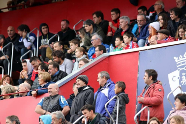 Galería de fotos de la afición en El Sadar durante el Osasuna-Real Sociedad