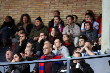 Galería de fotos de la afición en El Sadar durante el Osasuna-Real Sociedad