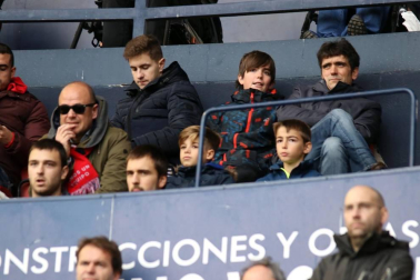 Galería de fotos de la afición en El Sadar durante el Osasuna-Real Sociedad