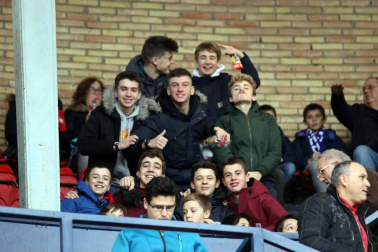Galería de fotos de la afición en El Sadar durante el Osasuna-Real Sociedad
