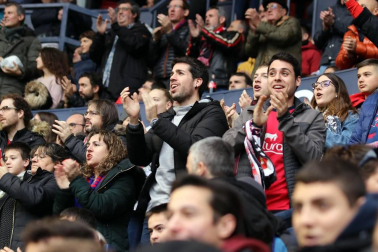 Galería de fotos de la afición en El Sadar durante el Osasuna-Real Sociedad