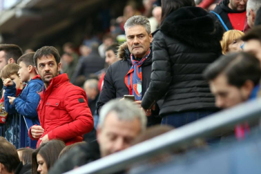 Galería de fotos de la afición en El Sadar durante el Osasuna-Real Sociedad