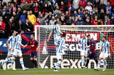 Fotos Osasuna Real Sociedad: resumen gráfico del partido disputado en El Sadar.