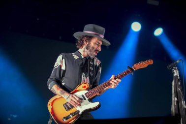 Imágenes del concierto que Leiva ofreció en el Navarra Arena en Pamplona.