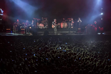 Imágenes del concierto que Leiva ofreció en el Navarra Arena en Pamplona.