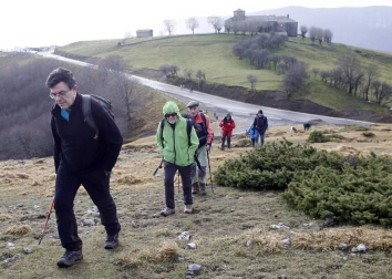 Fotos del Mendigoizaleen Eguna: resumen gráfico de la despedida del año de los montañeros en San Miguel de Aralar.