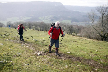 Fotos del Mendigoizaleen Eguna: resumen gráfico de la despedida del año de los montañeros en San Miguel de Aralar.